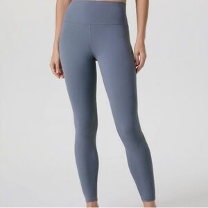 Vuori All the Feels Gray Leggings (like new)